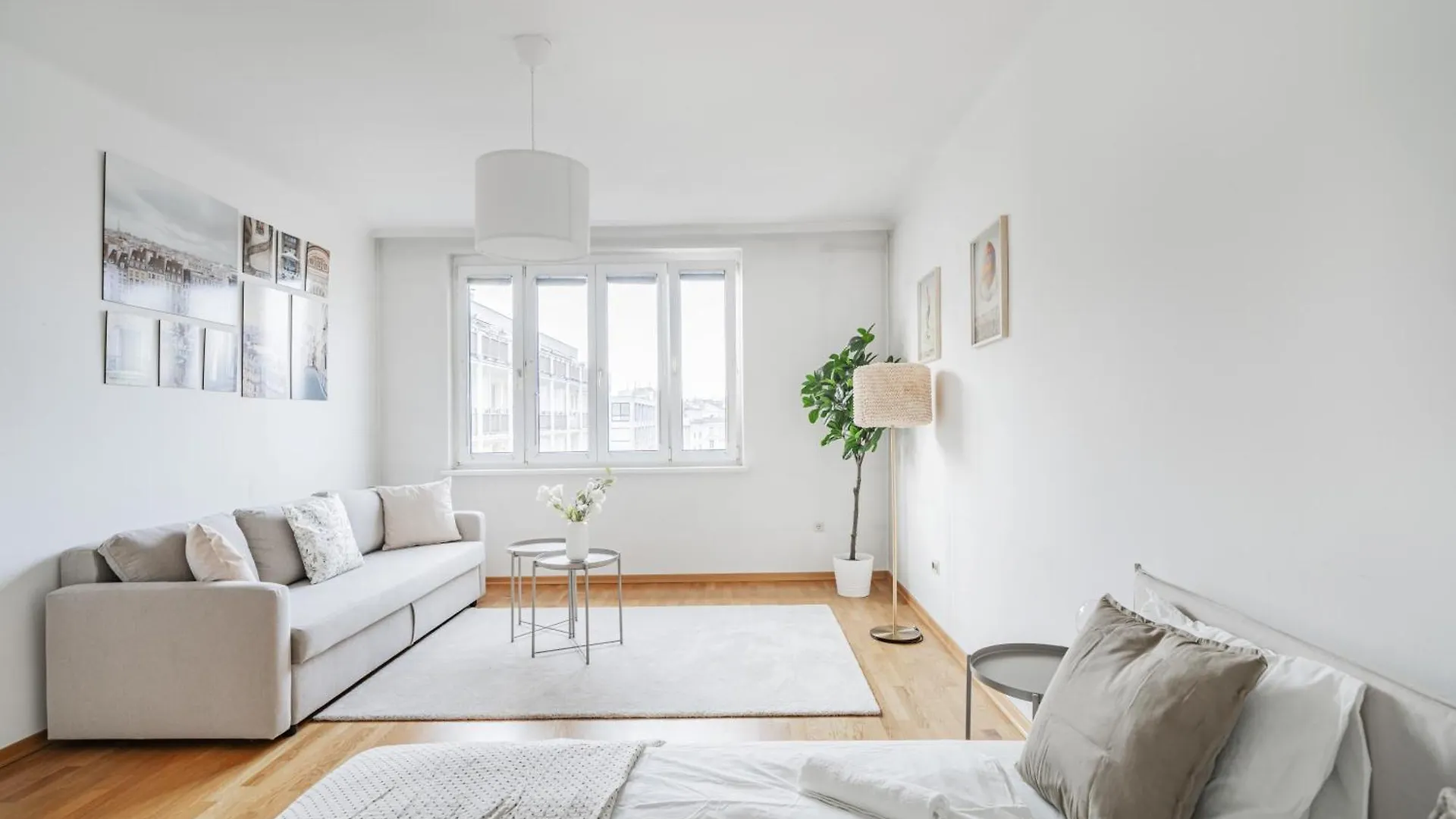 Gemuetliche 2-Zimmer Wohnung Im Herzen Wiens 0*, Viena